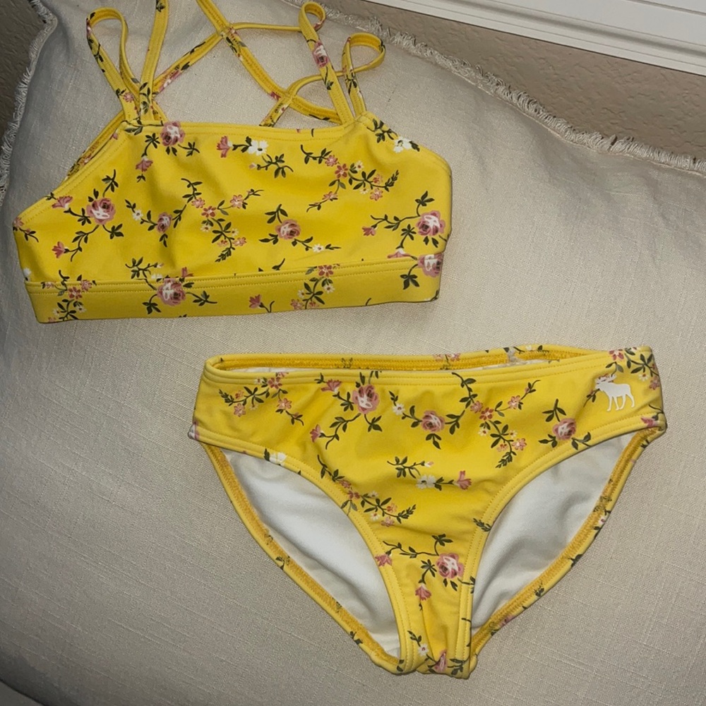 Kids 2 piece swimsuit
